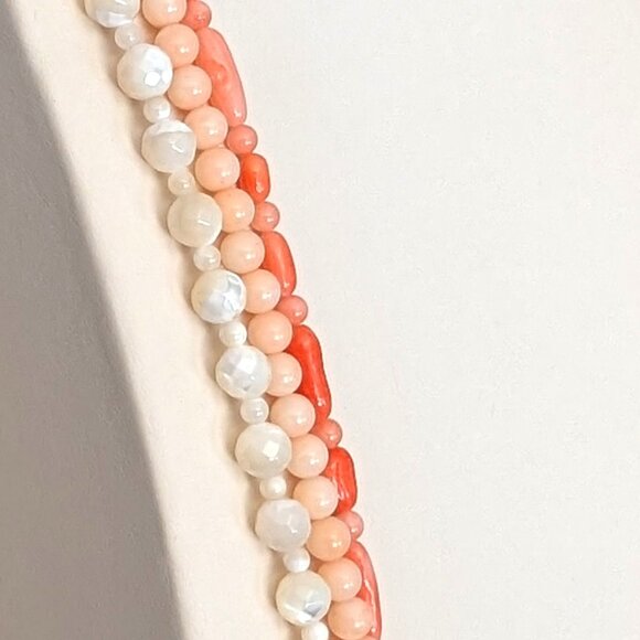 3 vintage single strand glass beaded necklaces - Picture 4 of 13